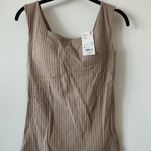 UNIQLO RIBBED SQUARE NECK SLEEVELESS BRA TOP S